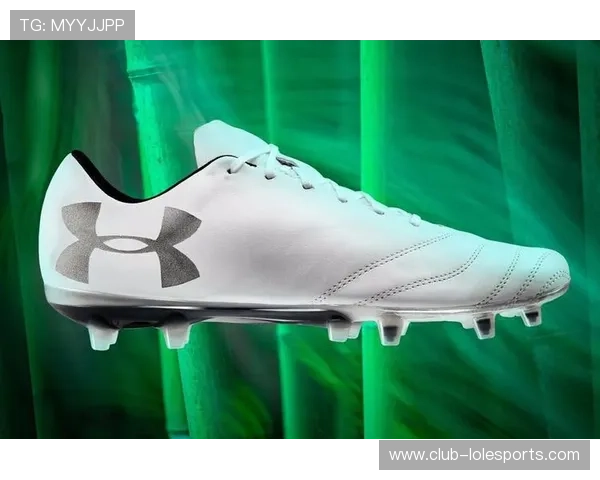 耐克高颜值足球鞋引领潮流与球技双重突破，助力球星尽显锋芒