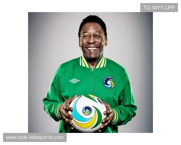 足球史上第一位传奇球星是谁？